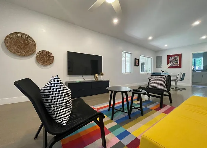 Best Location Miami Brickell 3 Bedroom Home